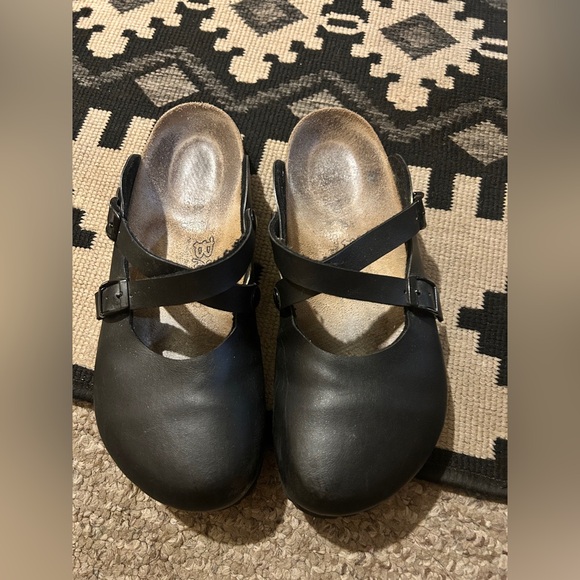 Birkenstock Black Leather Clogs with Straps - Picture 1 of 5